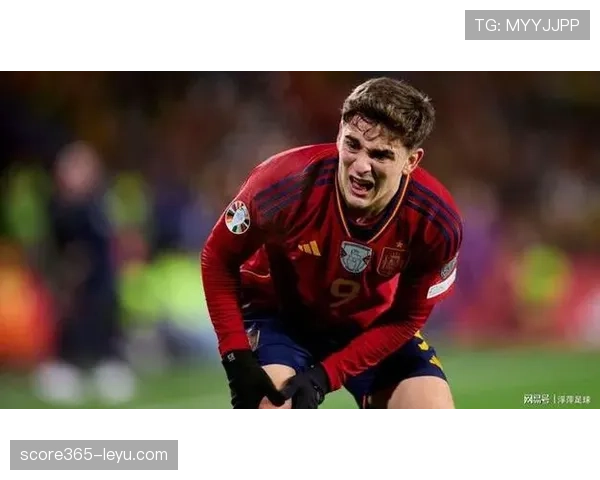 曼城有意签下巴萨中场新星加维，转会消息引发热议