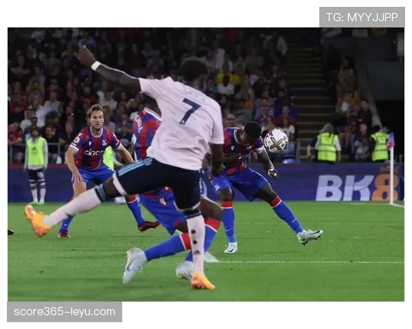 马特·多赫蒂关键战发挥出色，助球队斩获重要胜利